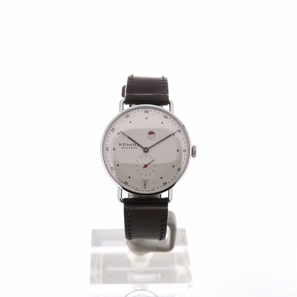 Men's watch / unisex  NOMOS GLASHÜTTE, Metro Date Power Reserve / 37mm, SKU: 1101 | watchphilosophy.co.uk