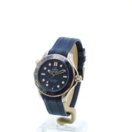 Men's watch / unisex  OMEGA, Seamaster Diver 300m Co Axial Master Chronometer / 42mm, SKU: 210.22.42.20.03.002 | watchphilosophy.co.uk