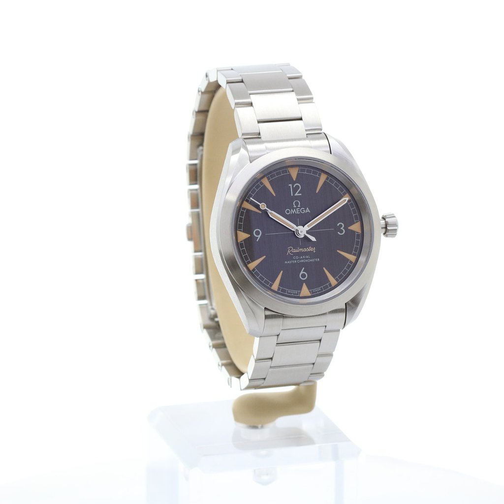 Men's watch / unisex  OMEGA, Railmaster Co Axial Master Chronometer / 40mm, SKU: 220.10.40.20.01.001 | watchphilosophy.co.uk