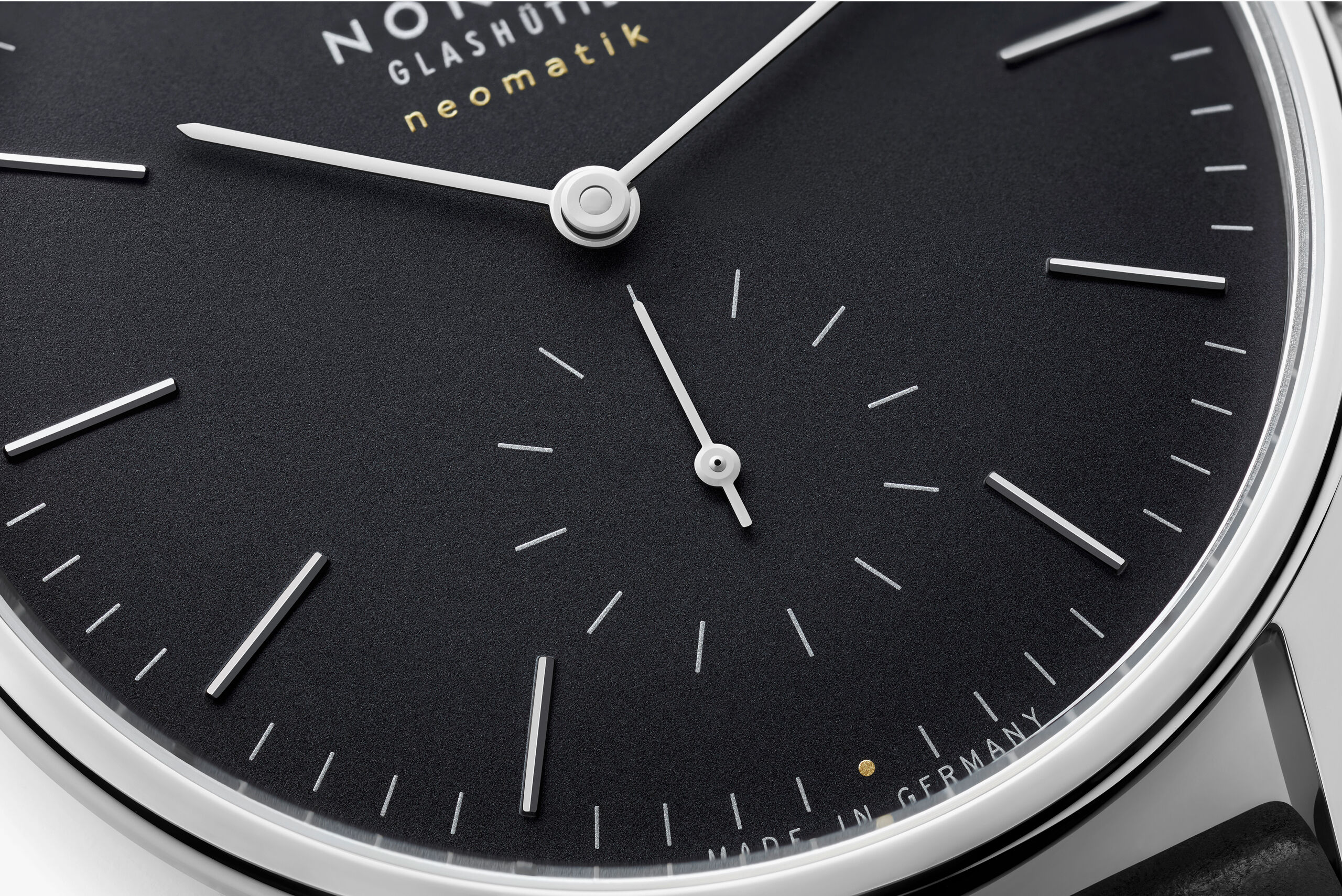 Men's watch / unisex  NOMOS GLASHÜTTE, Orion Neomatik 39 Black / 38.50mm, SKU: 346 | watchphilosophy.co.uk