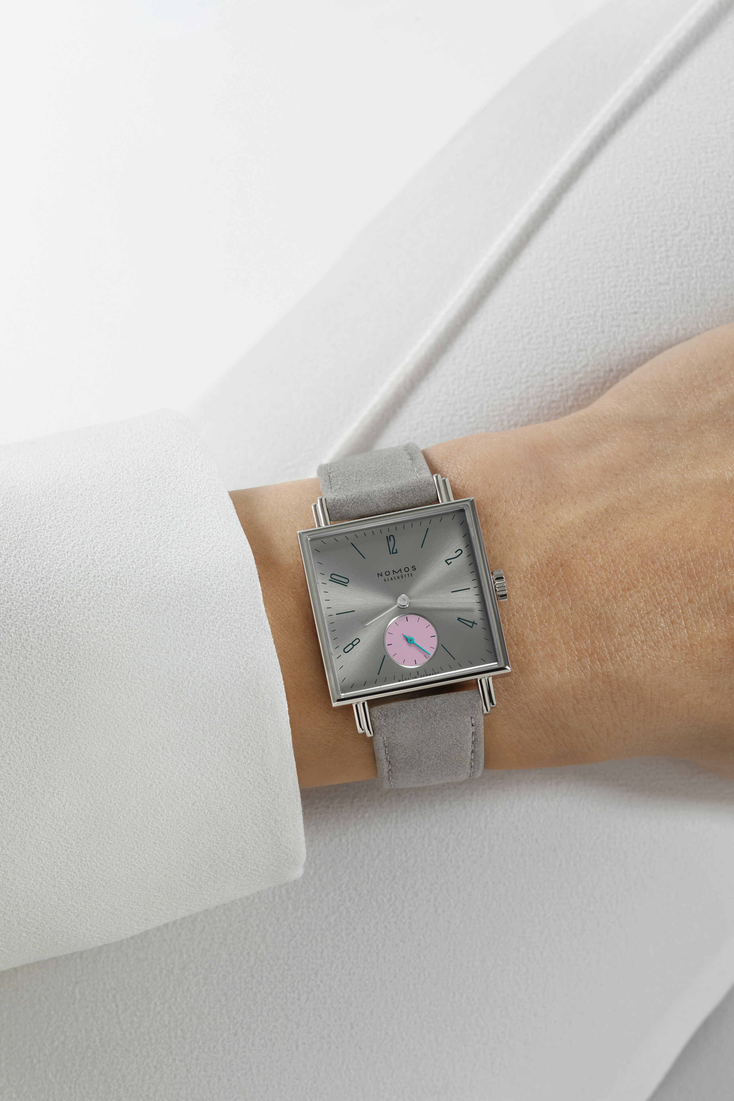 Ladies' watch  NOMOS GLASHÜTTE, Tetra Die Unerreichbare / 29.50mm × 29.50mm, SKU: 427 | watchphilosophy.co.uk