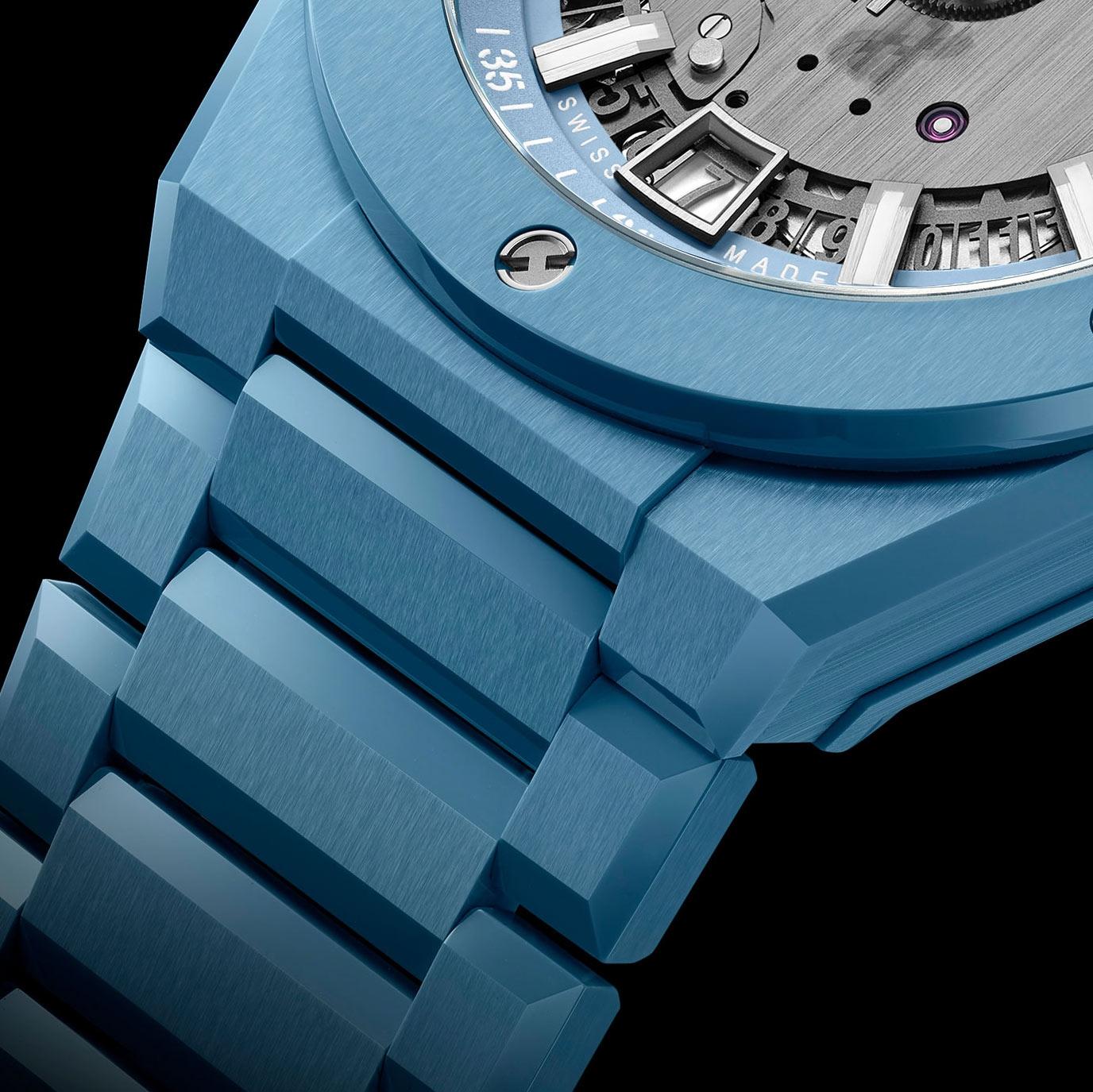 Men's watch / unisex  HUBLOT, Big Bang Integrated Time Only Sky Blue Indigo Ceramic / 40mm, SKU: 456.EX.5120.EX | watchphilosophy.co.uk