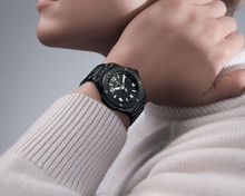 Men's watch / unisex  HUBLOT, Big Bang Integrated Time Only Black Magic / 38mm, SKU: 457.CX.1270.CX | watchphilosophy.co.uk