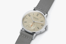 Men's watch / unisex  NOMOS GLASHÜTTE, Ahoi Neomatik 38 Date Sand / 38.5mm, SKU: 527 | watchphilosophy.co.uk