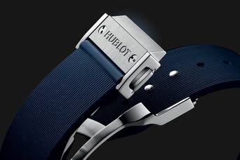 Men's watch / unisex  HUBLOT, Classic Fusion Titanium Blue / 42mm, SKU: 542.NX.7170.RX | watchphilosophy.co.uk