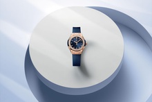 Ladies' watch  HUBLOT, Classic Fusion King Gold Blue Diamonds / 29mm, SKU: 591.OX.7180.RX.1204 | watchphilosophy.co.uk