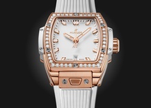 Ladies' watch  HUBLOT, Spirit of Big Bang King Gold White Diamonds / 32mm, SKU: 682.OE.2080.RW.1204 | watchphilosophy.co.uk