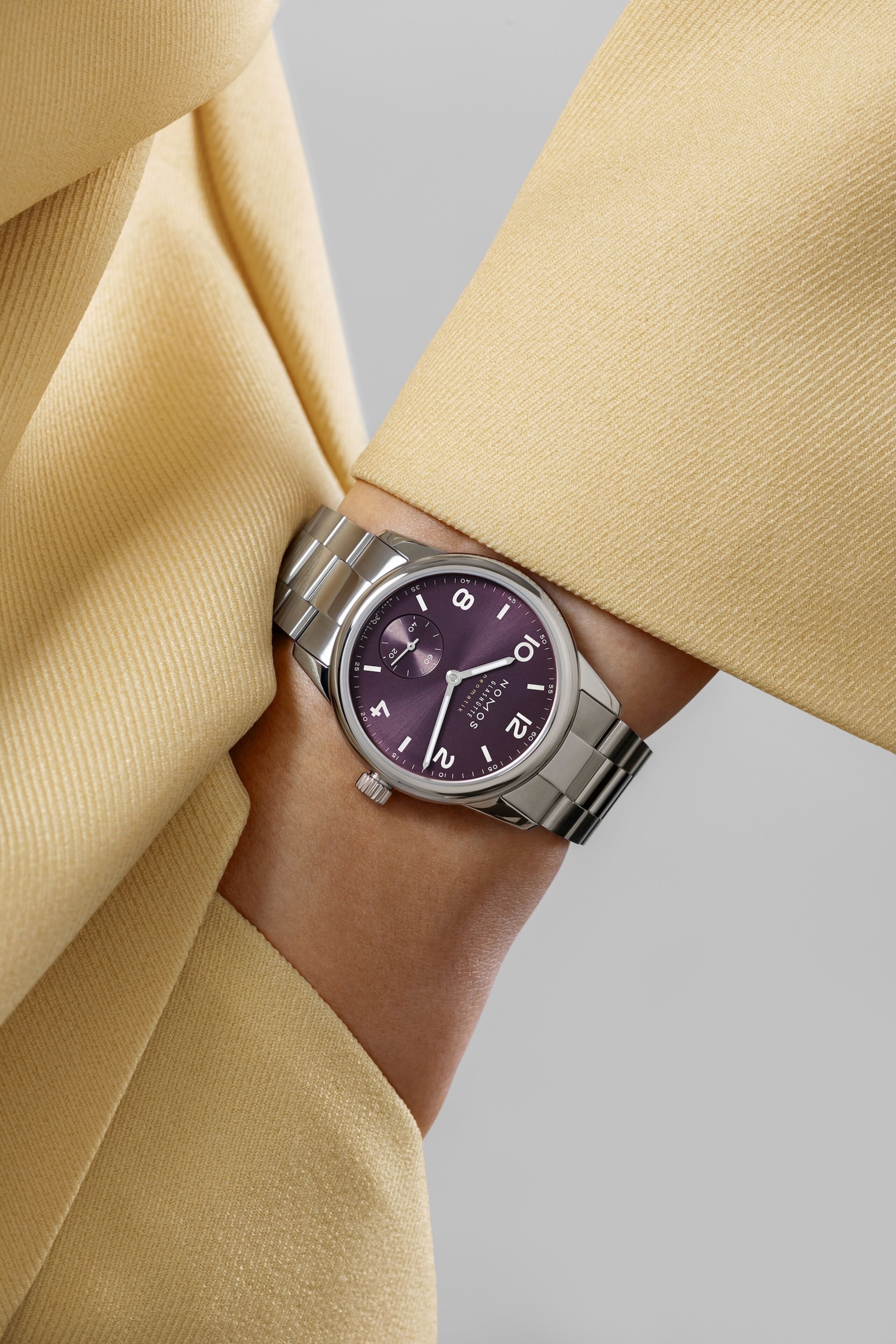 Ladies' watch  NOMOS GLASHÜTTE, Club Sport Neomatik 34 Purple / 34mm, SKU: 757.SB | watchphilosophy.co.uk