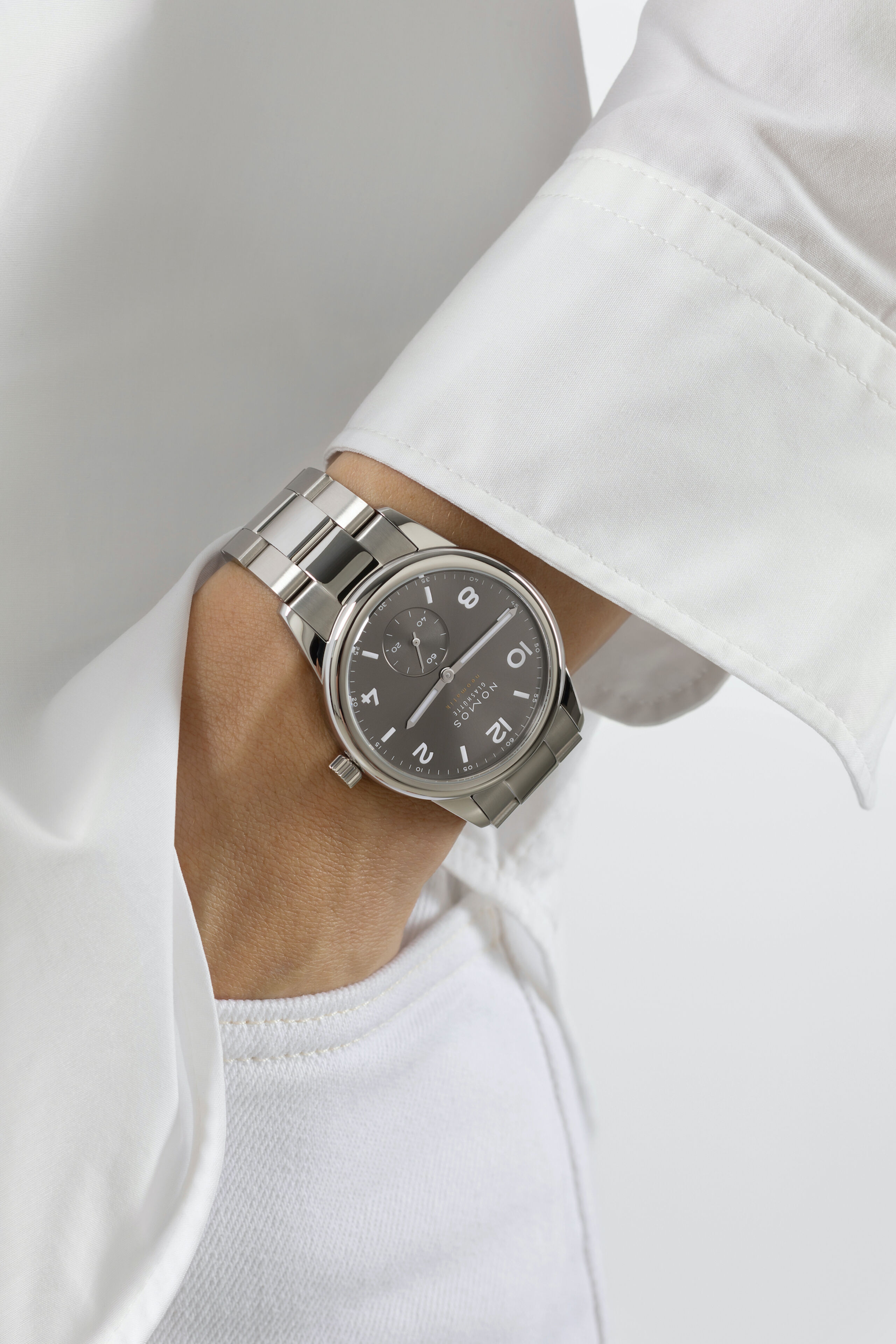 Men's watch / unisex NOMOS GLASHÜTTE, Club Sport Neomatik 39 Smoke / 39.50mm, SKU: 764 | watchphilosophy.co.uk