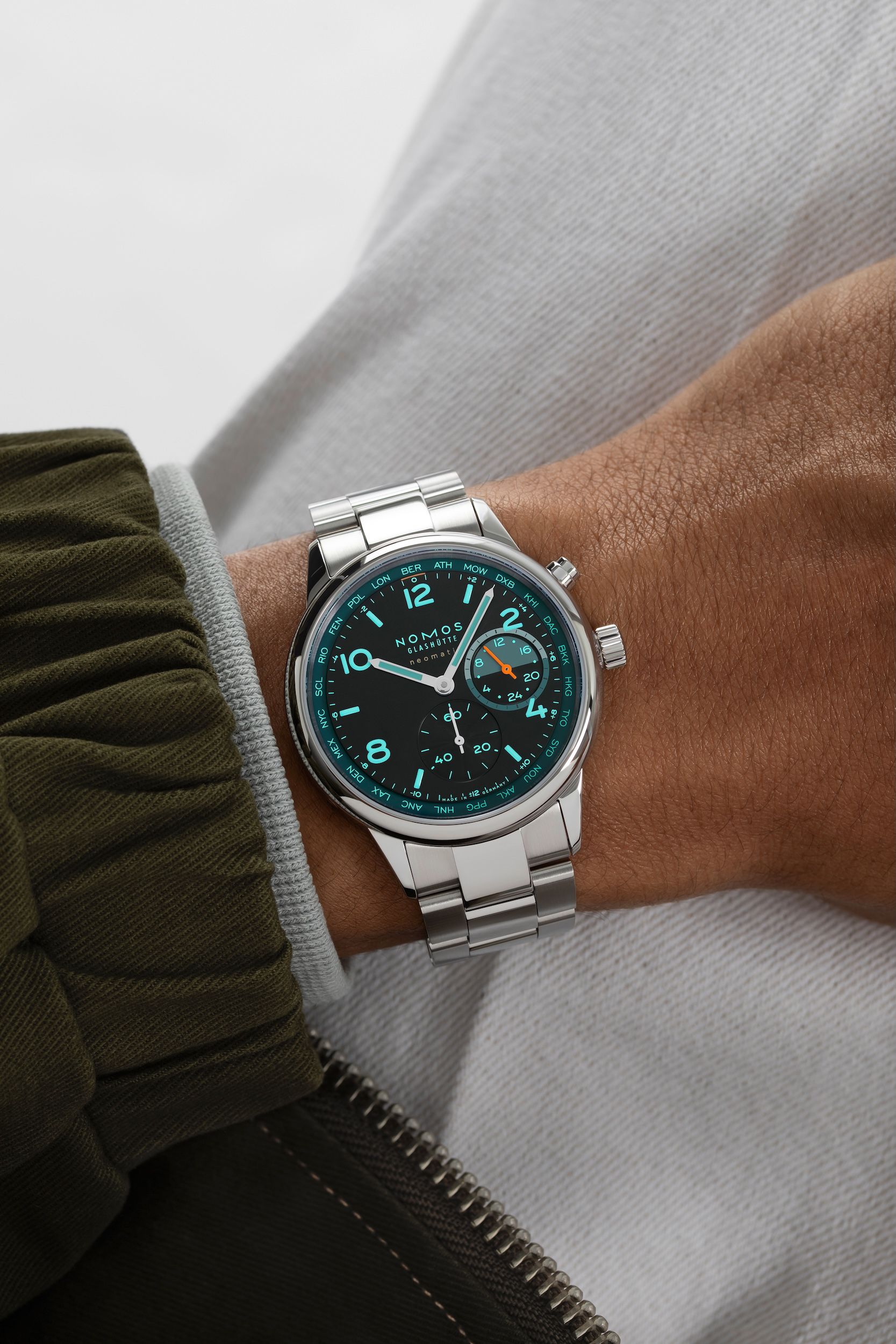 Men's watch / unisex  NOMOS GLASHÜTTE, Club Sport Neomatik Worldtimer Trace / 40mm, SKU: 790.S7 | watchphilosophy.co.uk