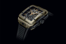 Men's watch / unisex  HUBLOT, Square Bang Unico Magic Gold / 42mm, SKU: 821.MX.0130.RX | watchphilosophy.co.uk