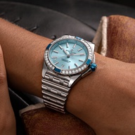 Ladies' watch  BREITLING, Super Chronomat Automatic / 38mm, SKU: A17356531C1A1 | watchphilosophy.co.uk