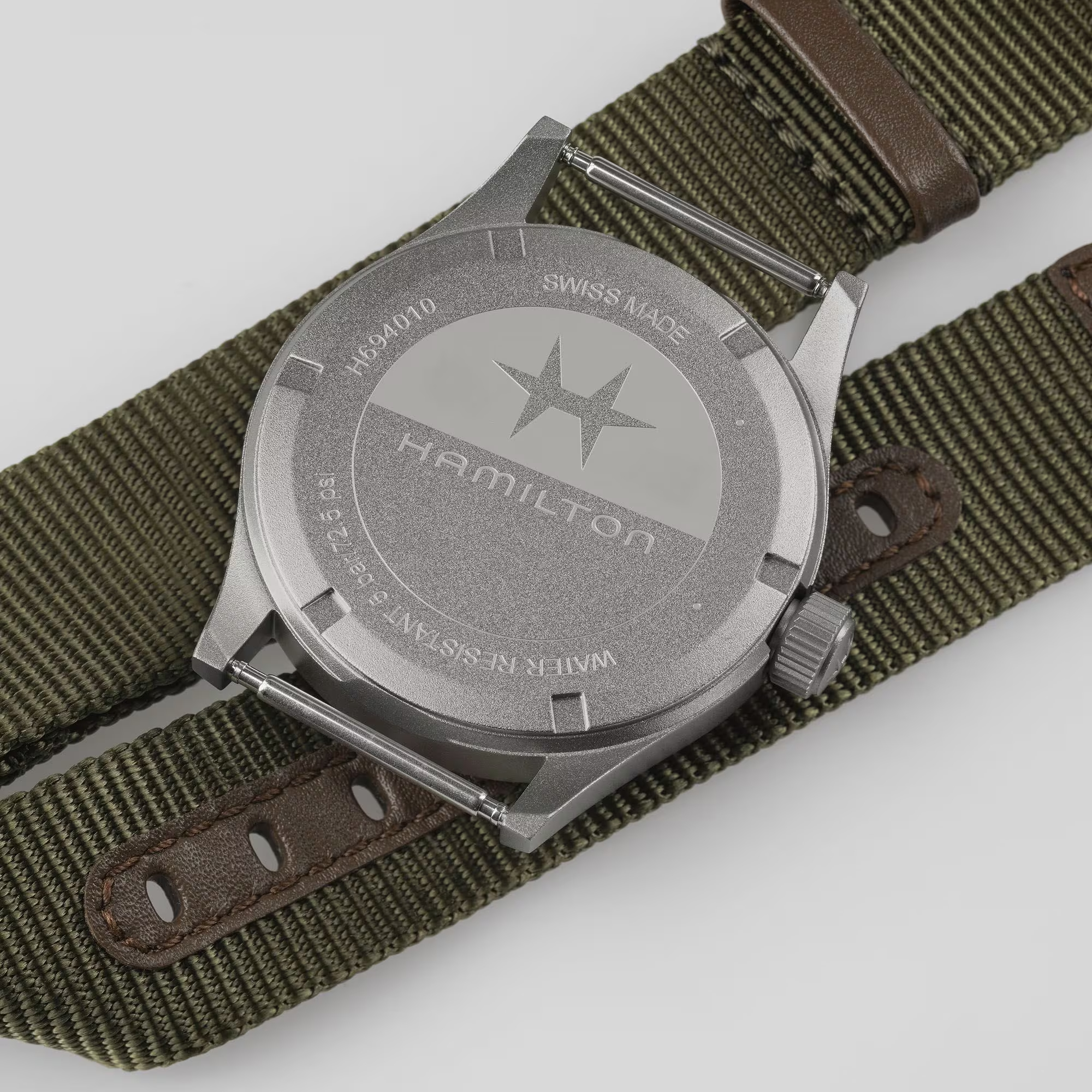 Men's watch / unisex  HAMILTON, Khaki Field Quartz / 38mm, SKU: H69401910 | watchphilosophy.co.uk