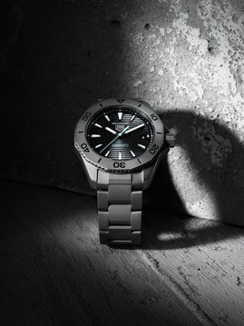 Men's watch / unisex  TAG HEUER, Aquaracer Professional 200 Solargraph / 40mm, SKU: WBP1180.BF0000 | watchphilosophy.co.uk