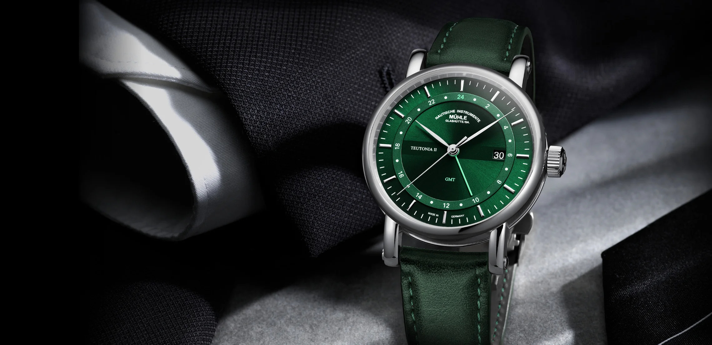 Men's watch / unisex MÜHLE-GLASHÜTTE, Teutonia II GMT / 41 mm, SKU: M1-33-96-LB-II | watchphilosophy.co.uk