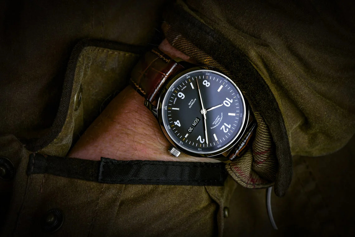 Men's watch / unisex  MÜHLE-GLASHÜTTE, Lunova Day/Date / 42.3mm, SKU: M1-43-26-LB-II | watchphilosophy.co.uk