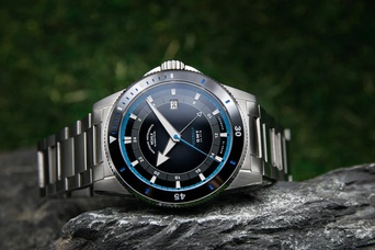 Men's watch / unisex MÜHLE-GLASHÜTTE, Sportivo Travel GMT / 42.50mm, SKU: M1-52-13-MB | watchphilosophy.co.uk