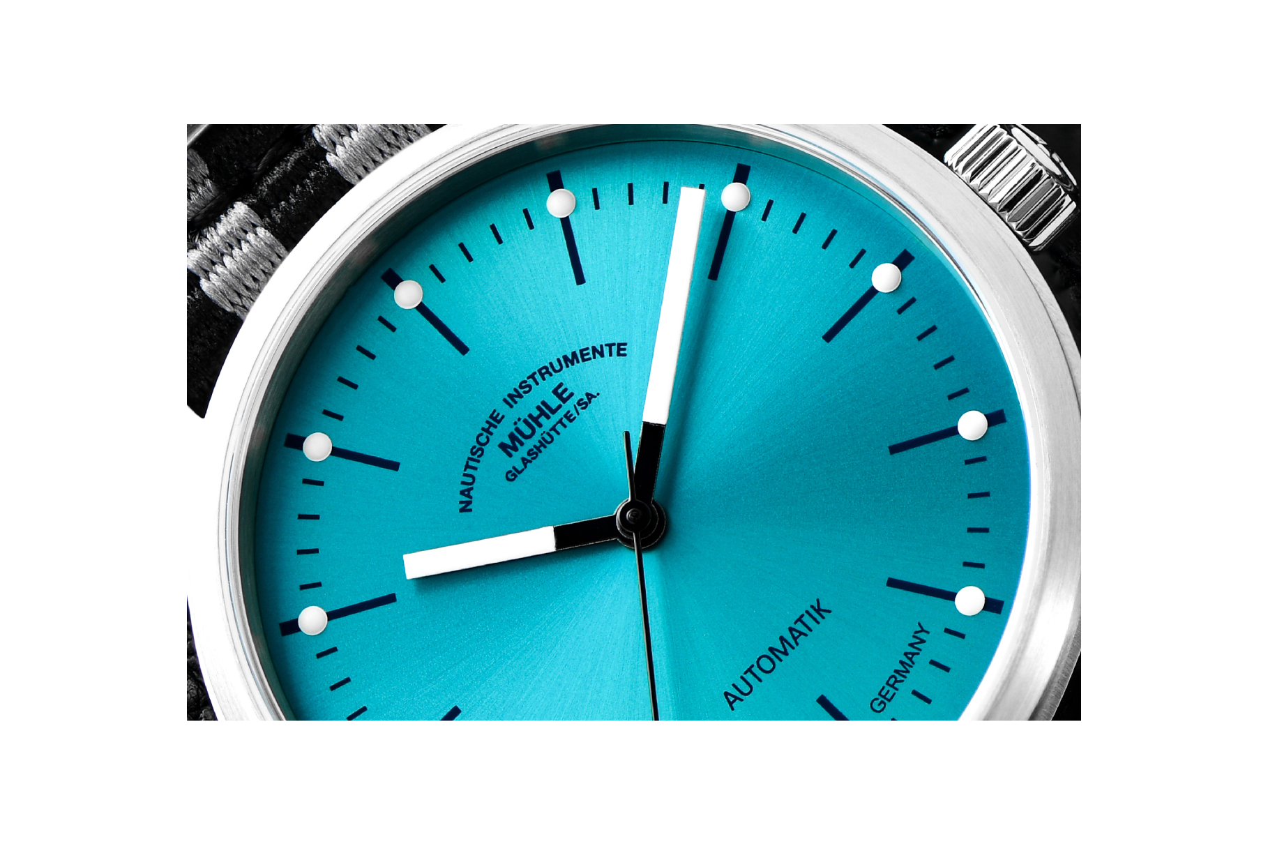 Men's watch / unisex  MÜHLE-GLASHÜTTE, Panova Turquoise / 40mm, SKU: M1-40-79-NB-L-III | watchphilosophy.co.uk