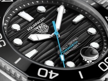 Men's watch / unisex  TAG HEUER, Aquaracer Professional 300 Date / 42mm, SKU: WBP5110.FT6257 | watchphilosophy.co.uk