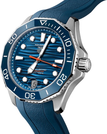 Men's watch / unisex  TAG HEUER, Aquaracer Professional 300 Date / 42mm, SKU: WBP5111.FT6259 | watchphilosophy.co.uk