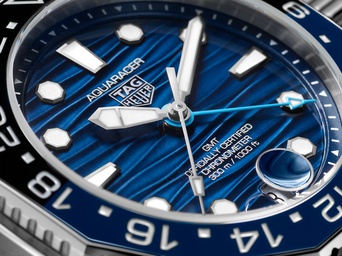 Men's watch / unisex  TAG HEUER, Aquaracer Professional 300 GMT / 42mm, SKU: WBP5114.BA0013 | watchphilosophy.co.uk