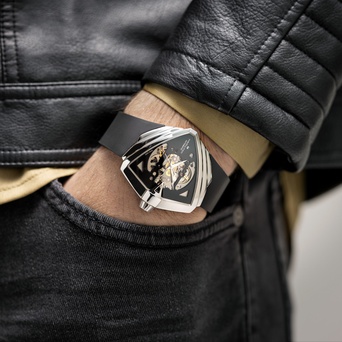 Men's watch / unisex  HAMILTON, Ventura XXL Skeleton Auto / 45,5mm x 46mm, SKU: H24625330 | watchphilosophy.co.uk