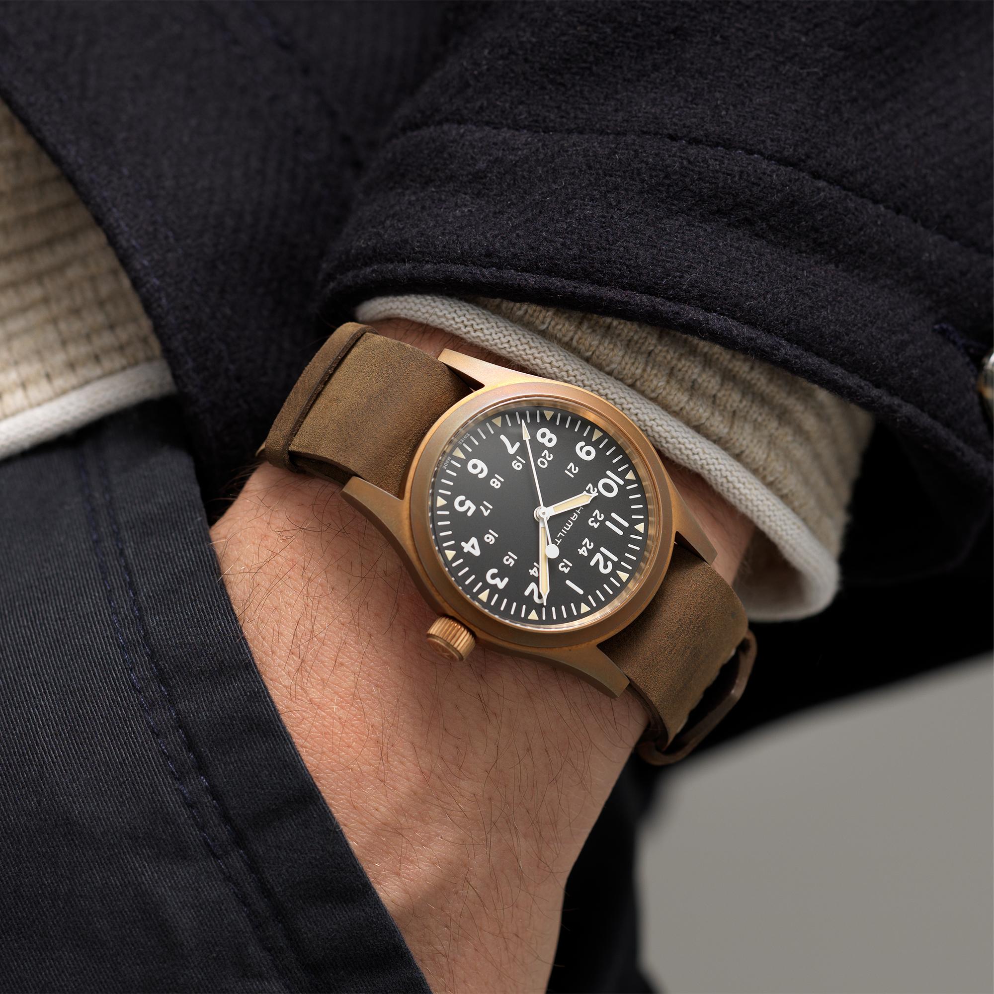 Men's watch / unisex  HAMILTON, Khaki Field Mechanical Bronze / 38mm, SKU: H69459530 | watchphilosophy.co.uk