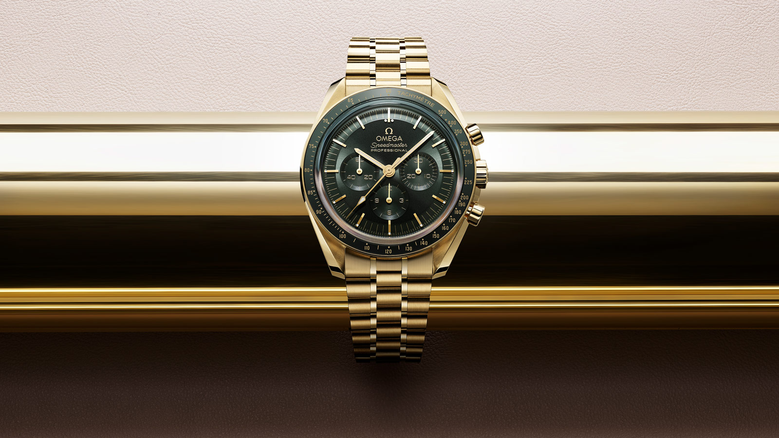 Men's watch / unisex  OMEGA, Speedmaster Moonwatch Professional / 42mm, SKU: 310.60.42.50.10.001 | watchphilosophy.co.uk