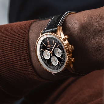 Men's watch / unisex  BREITLING, Navitimer B01 Chronograph / 43mm, SKU: RB0138211B1P1 | watchphilosophy.co.uk